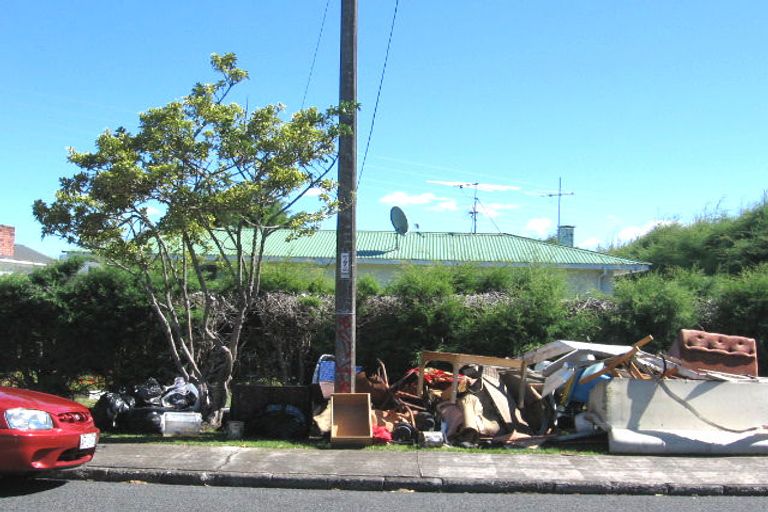 Photo of property in 50 Cobham Crescent, Kelston, Auckland, 0602