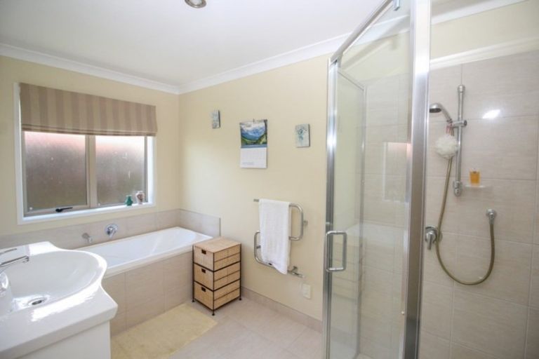 Photo of property in 176 Parekaawa Drive, Motuoapa, Turangi, 3382