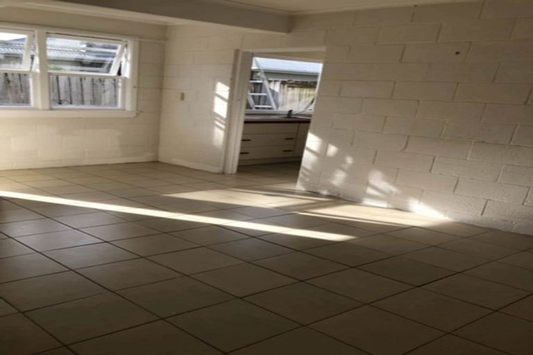 Photo of property in 221 Hibiscus Coast Highway, Red Beach, 0932