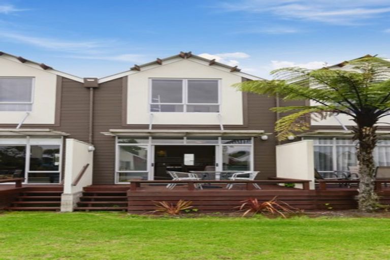 Photo of property in 9/1420 Hamurana Road, Mourea, Rotorua, 3074