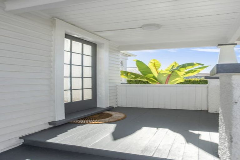 Photo of property in 1/30 Bayswater Avenue, Bayswater, Auckland, 0622