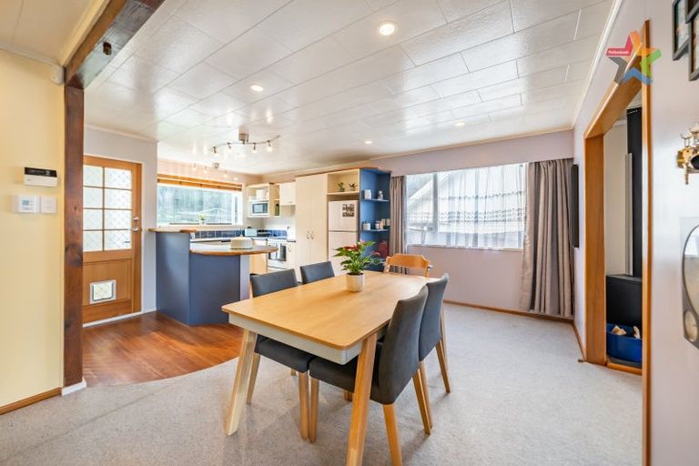 Photo of property in 19 Christchurch Crescent, Kelson, Lower Hutt, 5010