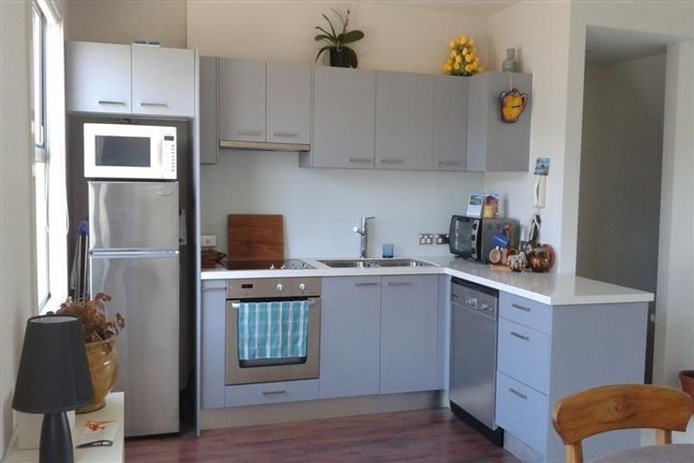 Photo of property in The Terraces, 29/9 Humber Street, Pandora, Napier, 4110