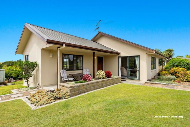 Photo of property in 1224 State Highway 16, Waimauku, 0883