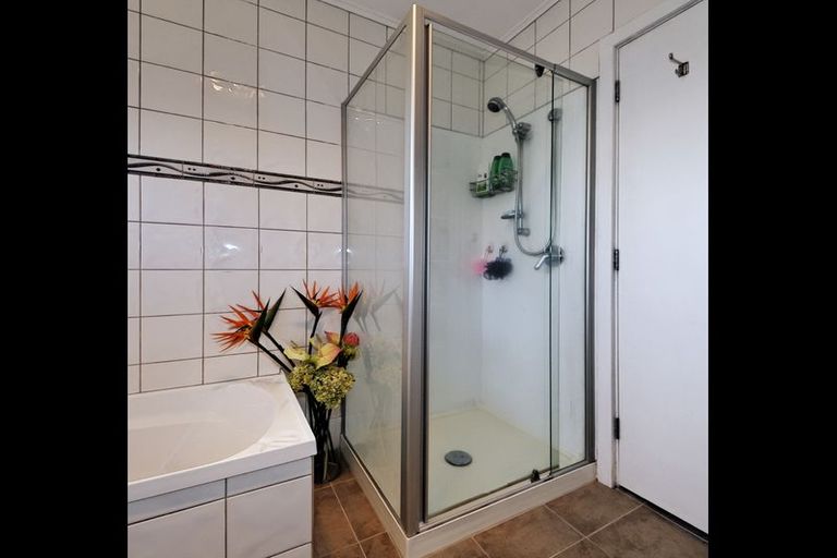 Photo of property in 17 Lipscombe Avenue, Papatoetoe, Auckland, 2025