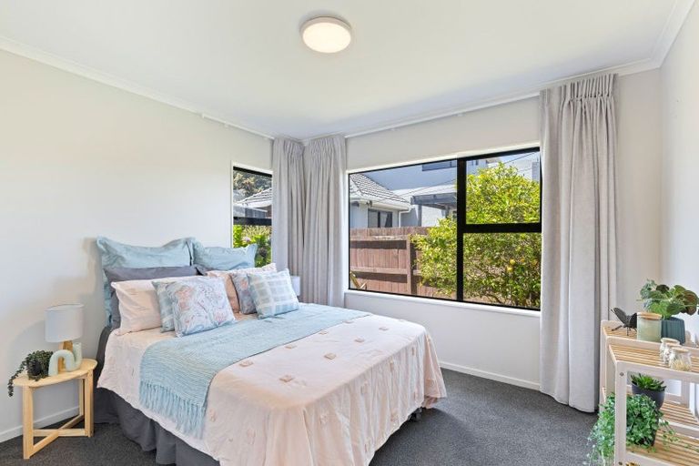 Photo of property in 47 Paynters Avenue, Strandon, New Plymouth, 4312