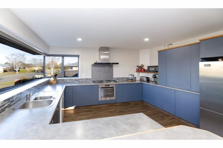 Photo of property in 18 Durrell Way, Rolleston, 7614