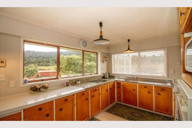 Photo of property in 61 Upper Thames Street, Ohakune, 4625