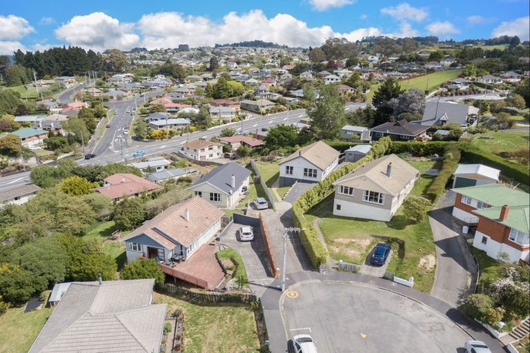 Photo of property in 29 Hanlon Street, Halfway Bush, Dunedin, 9010