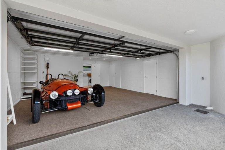 Photo of property in 14b Alfred Street, Northcote Point, Auckland, 0627