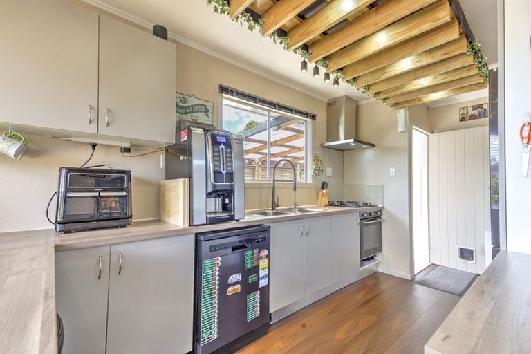 Photo of property in 4 Erika Place, Fairview Downs, Hamilton, 3214