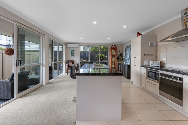 Photo of property in 15 Seashell Drive, Papamoa Beach, Papamoa, 3118
