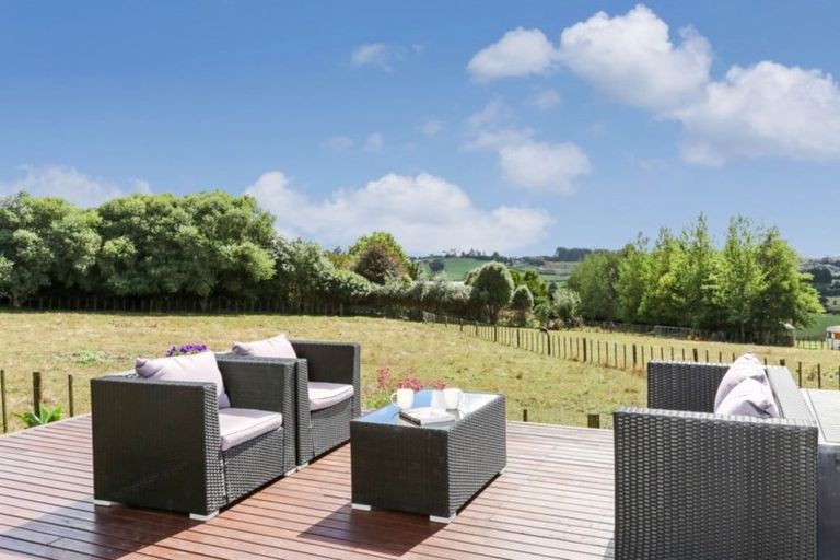 Photo of property in 105 Medhurst Road, Bombay, 2675