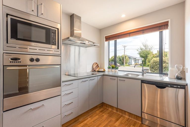 Photo of property in 24 Wychbury Street, Spreydon, Christchurch, 8024