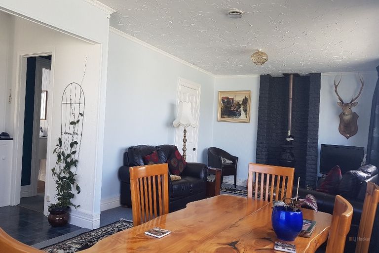 Photo of property in 15 Coronation Street, Waimate, 7924
