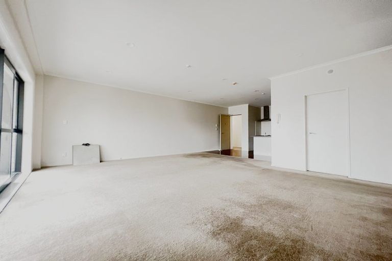 Photo of property in 22a/132 Stancombe Road, Flat Bush, Auckland, 2016