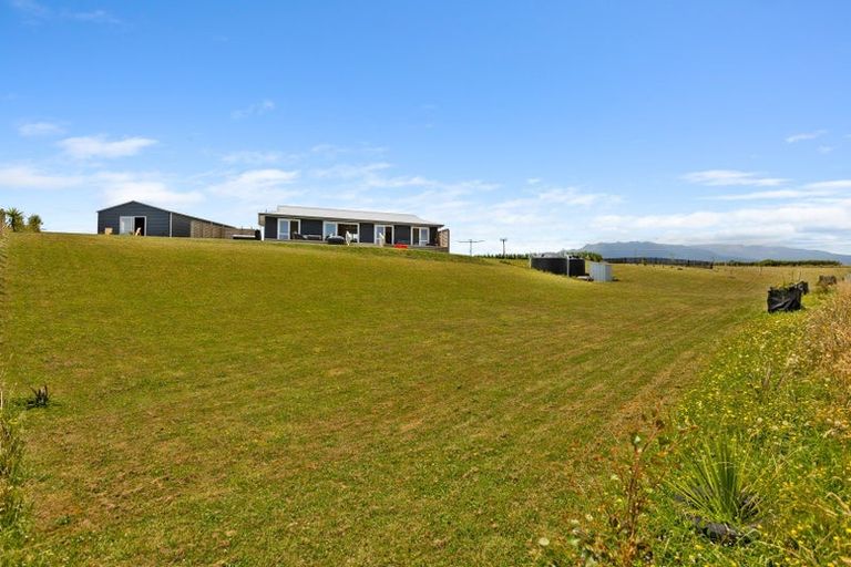 Photo of property in 11 Leith Road, Okato, New Plymouth, 4374