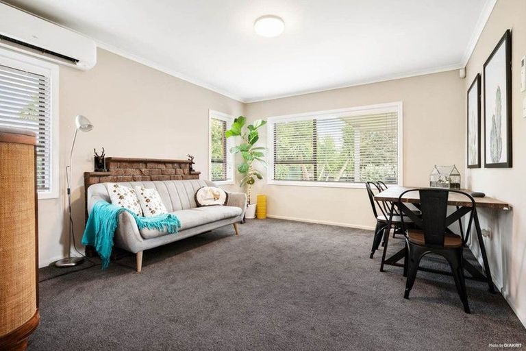 Photo of property in 35 Clevedon Road, Papakura, 2110