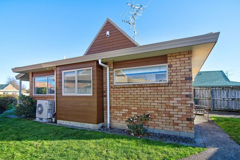 Photo of property in Holdsworth Villas, 34/2 William Donald Drive, Solway, Masterton, 5810