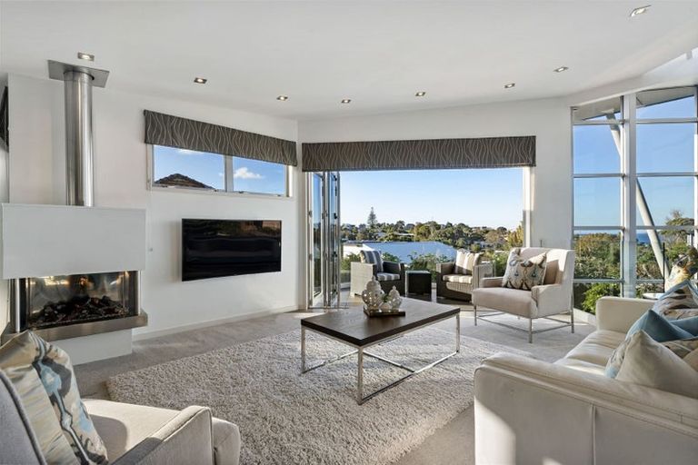 Photo of property in 25 Hastings Road, Mairangi Bay, Auckland, 0630