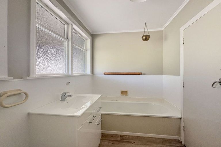 Photo of property in 109 Carlton Avenue, Tawhero, Whanganui, 4501