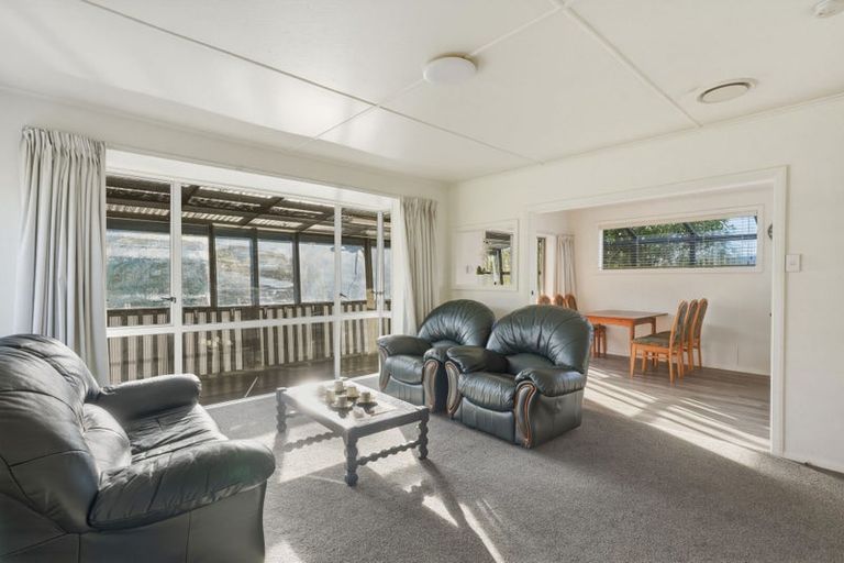 Photo of property in 94 Brockville Road, Glenross, Dunedin, 9011