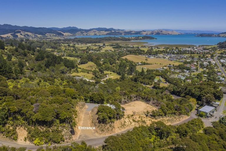 Photo of property in 570 Edward Street, Coromandel, 3506