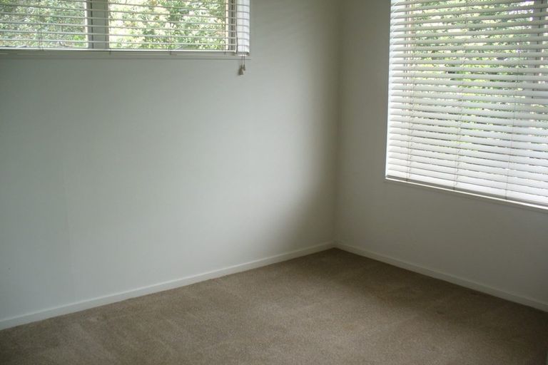 Photo of property in 1/103 Mountbatten Avenue, Hillcrest, Auckland, 0627