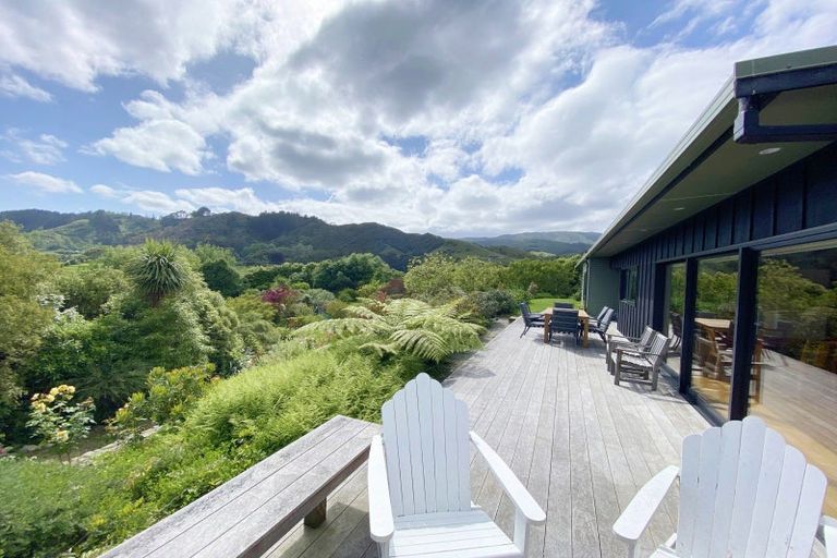 Photo of property in 29 Mountain View Drive, Manakau, Otaki, 5583