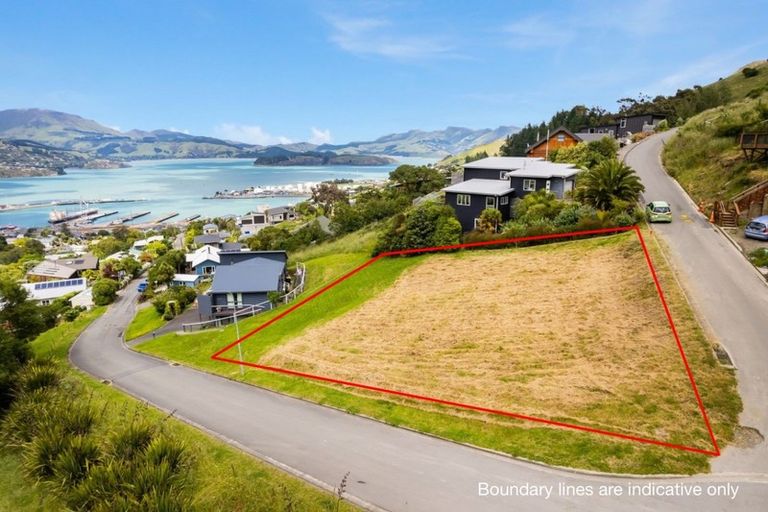 Photo of property in 1 Endeavour Place, Lyttelton, 8082