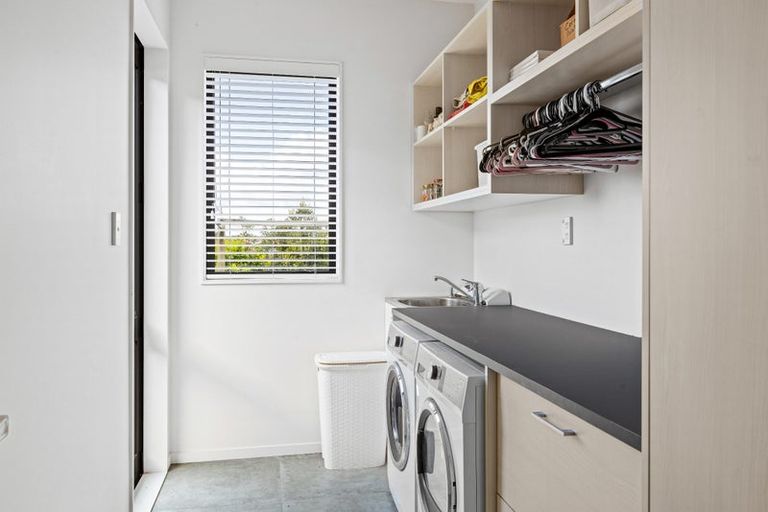 Photo of property in 69 Harvest Avenue, Orewa, 0931