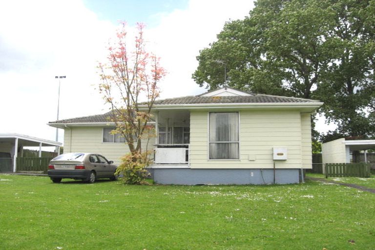 Photo of property in 5 Gypsy Moth Place, Rosehill, Papakura, 2113