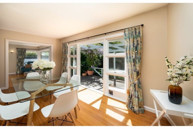 Photo of property in 83 Stanbury Avenue, Somerfield, Christchurch, 8024