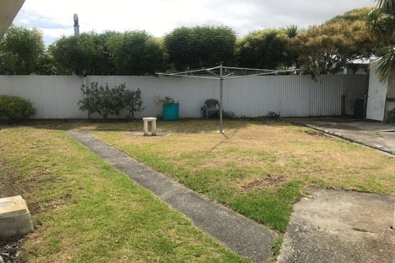 Photo of property in 10 Hadfield Place, Paraparaumu Beach, Paraparaumu, 5032