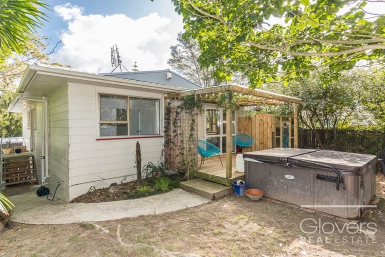 Photo of property in 47 Kamara Road, Glen Eden, Auckland, 0602