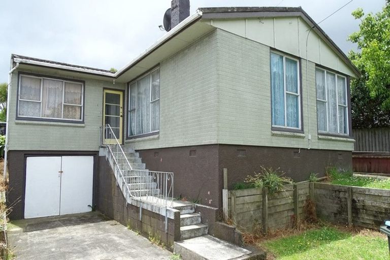 Photo of property in 5 Whitford Avenue, Mount Wellington, Auckland, 1060