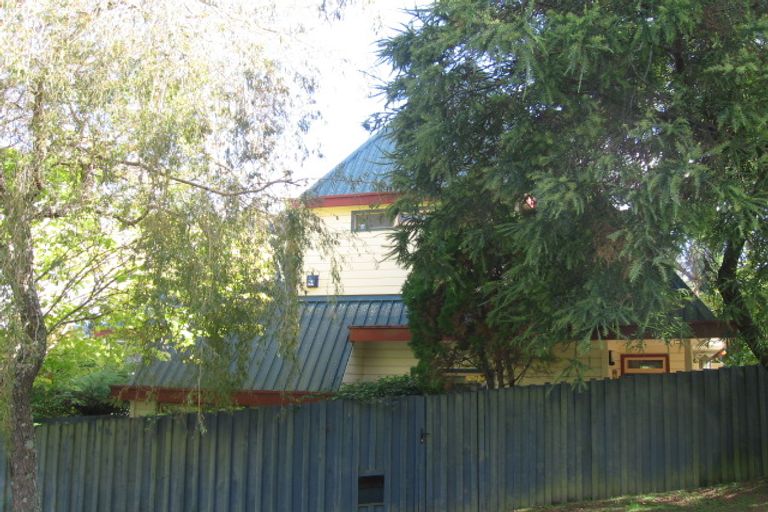 Photo of property in 73 Chatsworth Road, Silverstream, Upper Hutt, 5019