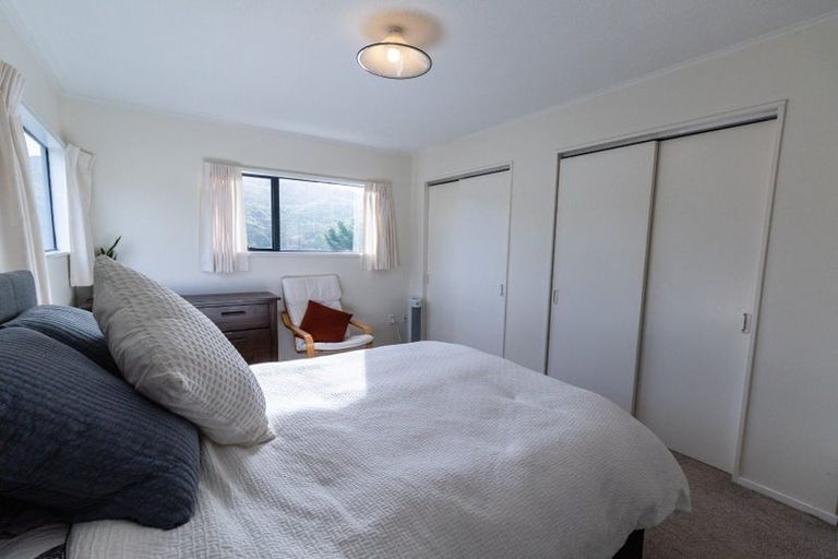 Photo of property in 8a Furlong Crescent, Churton Park, Wellington, 6037