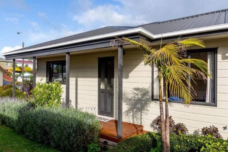 Photo of property in 81a Oranga Street, Westown, New Plymouth, 4310