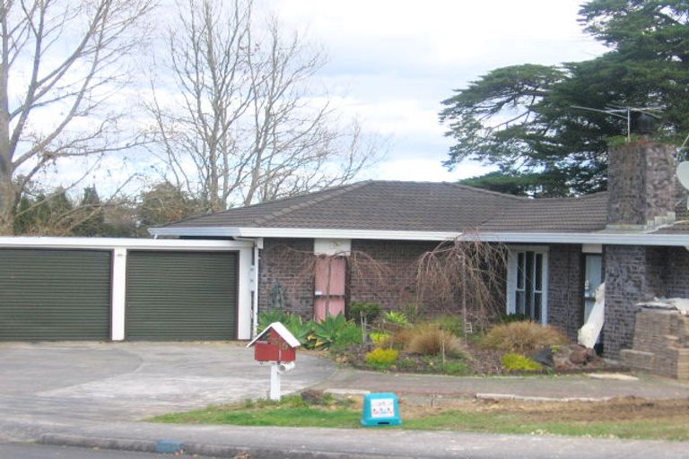 Photo of property in 35 Gills Avenue, Papakura, 2110