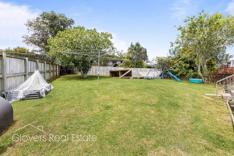 Photo of property in 10 Seabar Place, Glen Eden, Auckland, 0602