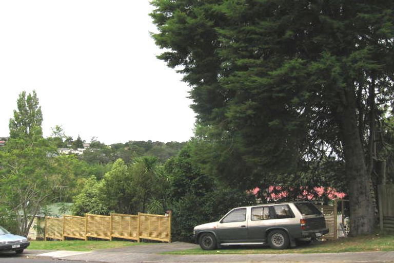 Photo of property in 3 Mcphail Street, Birkdale, Auckland, 0626