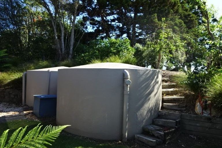 Photo of property in 166 Rimmer Road, Helensville, 0875