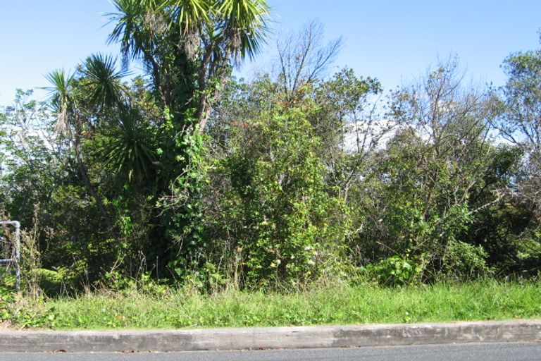 Photo of property in 1/8 Carlisle Road, Browns Bay, Auckland, 0630