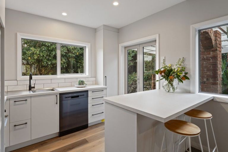 Photo of property in 198 Elgin Road, Balaclava, Dunedin, 9011