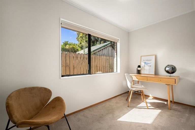 Photo of property in 3 Bryn Mawr Place, Albany, Auckland, 0632