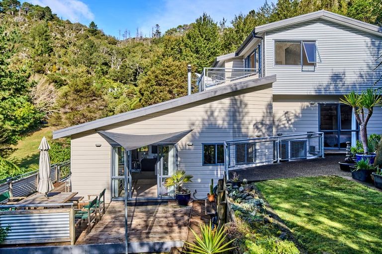 Photo of property in 22 Ngahere Street, Stokes Valley, Lower Hutt, 5019