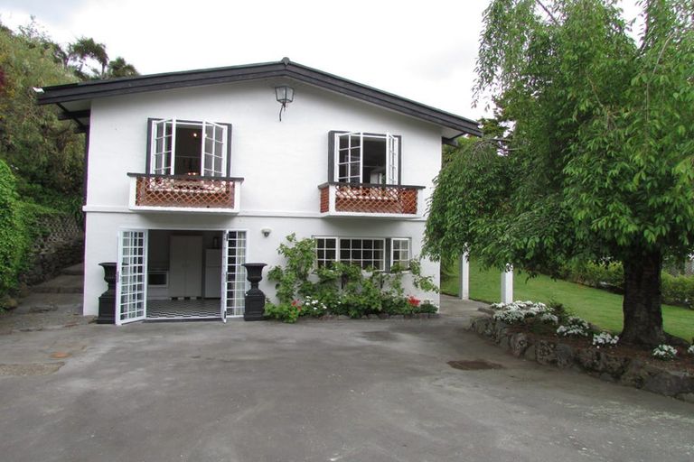 Photo of property in 35 Tremaine Avenue, Two Mile Bay, Taupo, 3330