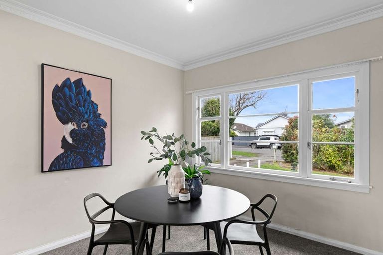 Photo of property in 31 Florence Avenue, Palmerston North, 4414