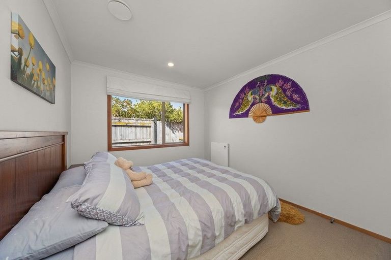 Photo of property in 44 Roberts Line, Kelvin Grove, Palmerston North, 4414